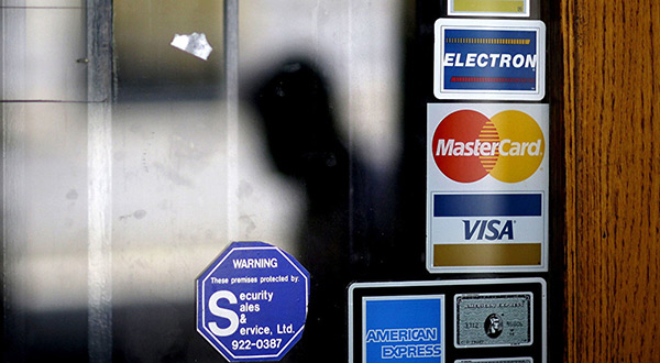 Massive Cyberattack on US Retail Sees Data from 5Mln Bank Cards Stolen